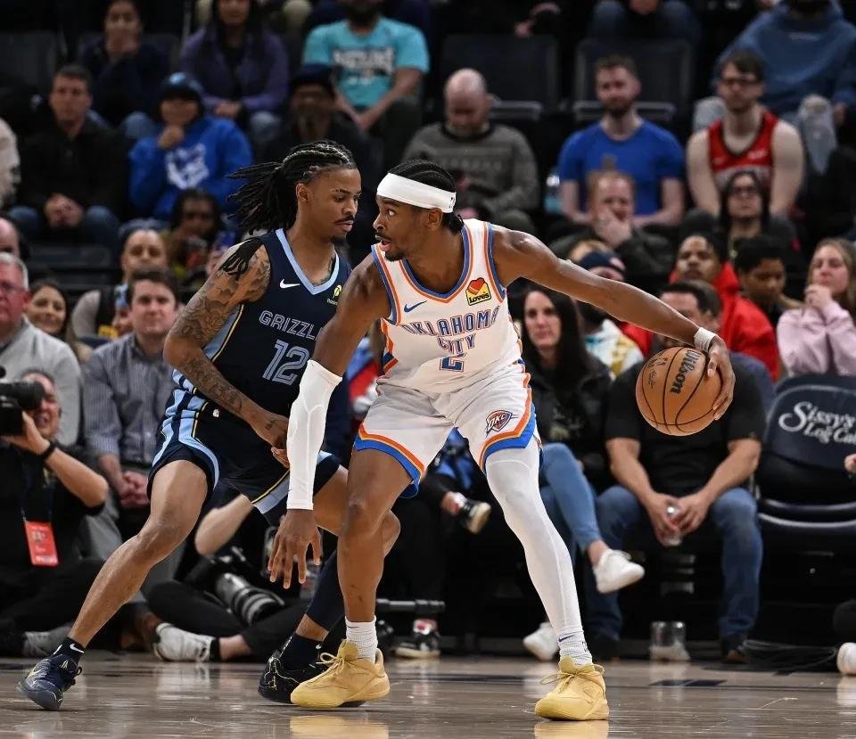 关于今晚犹他爵士内部沟通——NBA季后赛节点到来，话题不断，身体对抗强度拉满的信息